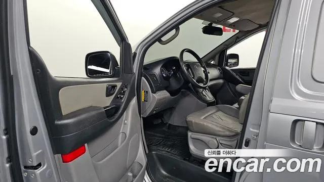 Hyundai Starex 2019 thumb 10