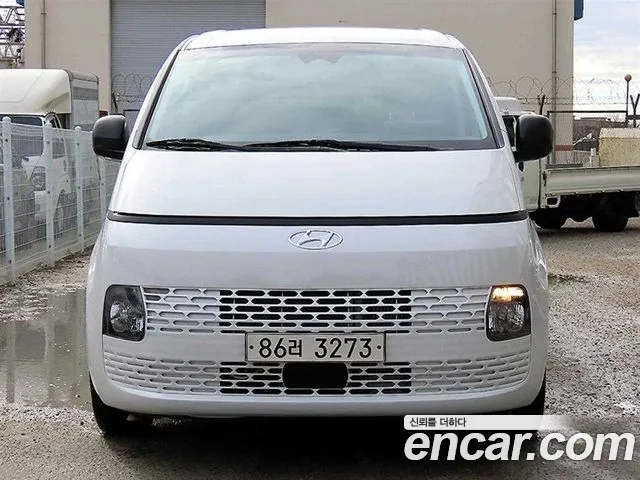 Hyundai Staria 2021 thumb 12