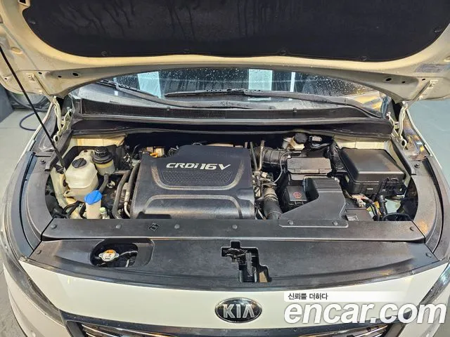 Kia Carnival 2016 thumb 8