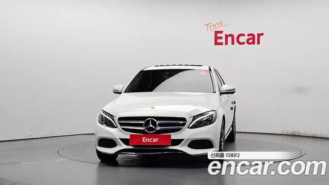Mercedes-Benz C-Класс 2017 thumb 3