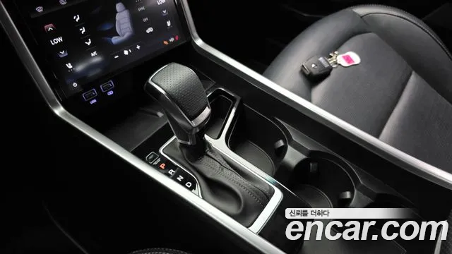 KG_Mobility_Ssangyong Torres 2022 thumb 8