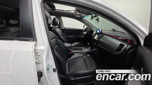Kia Sportage 2015 thumb 10