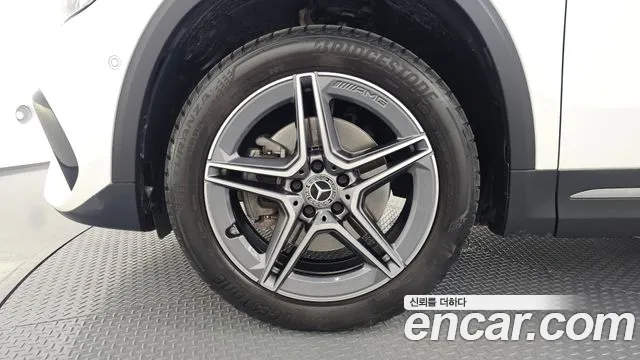 Mercedes-Benz GLA 2022 thumb 5