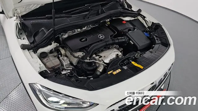Mercedes-Benz GLA 2022 thumb 6