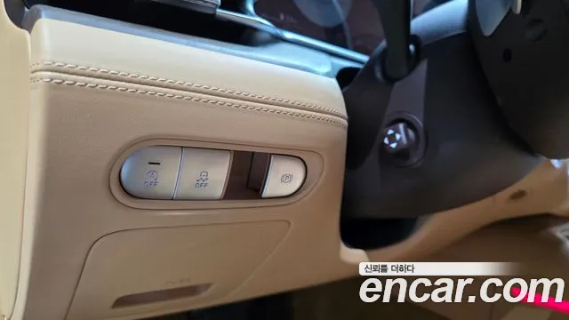 Genesis G90 2024 thumb 12