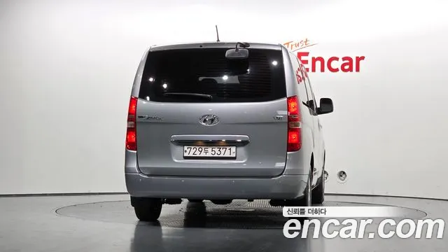 Hyundai Starex 2017 thumb 4