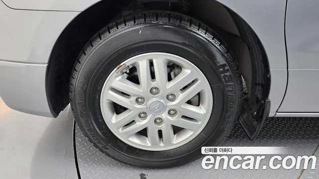 Hyundai Starex 2017 thumb 5