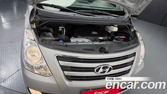 Hyundai Starex 2017 thumb 6
