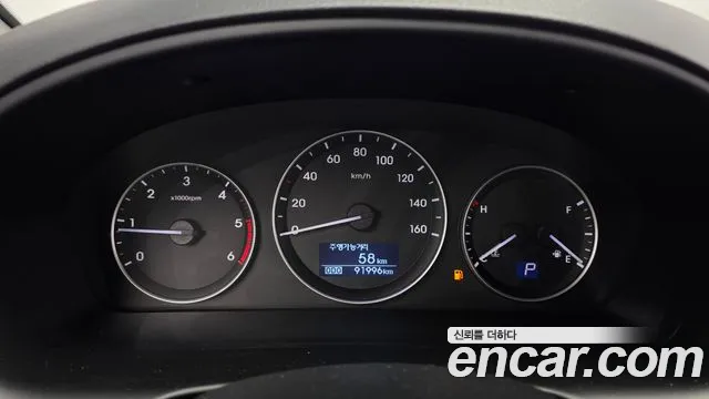 Hyundai Starex 2017 thumb 8