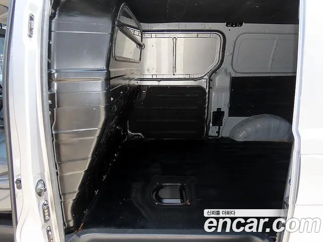 Hyundai Starex 2016 thumb 6
