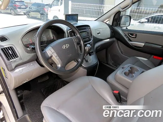 Hyundai Starex 2016 thumb 7