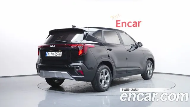 Kia Seltos 2023 thumb 2