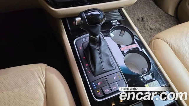 Kia Carnival 2014 thumb 9