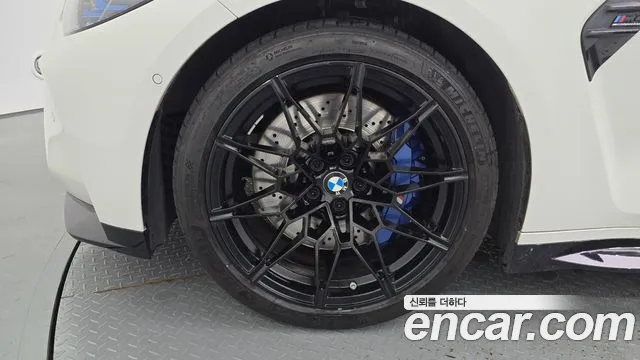 BMW M4 2021 thumb 4