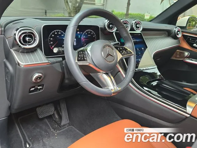 Mercedes-Benz GLC 2024 thumb 3