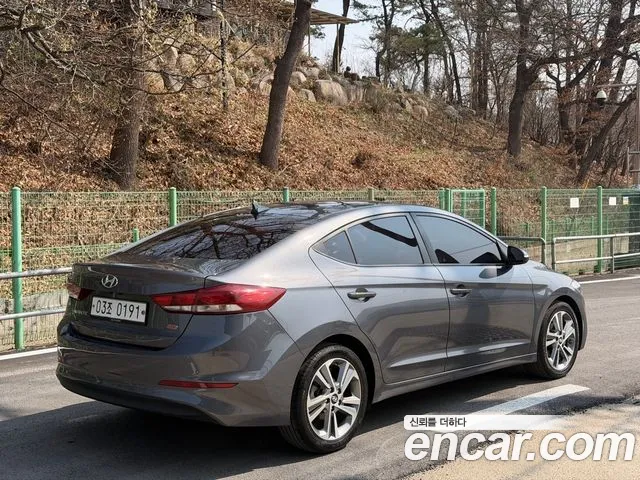 Hyundai Avante 2017 thumb 6