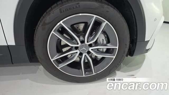 Mercedes-Benz GLB 2026 thumb 5