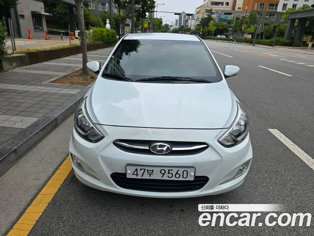 Hyundai Accent 2015 thumb 2