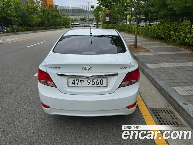 Hyundai Accent 2015 thumb 8