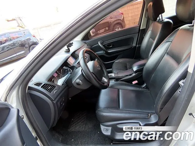 Renault SM5 2011 thumb 5