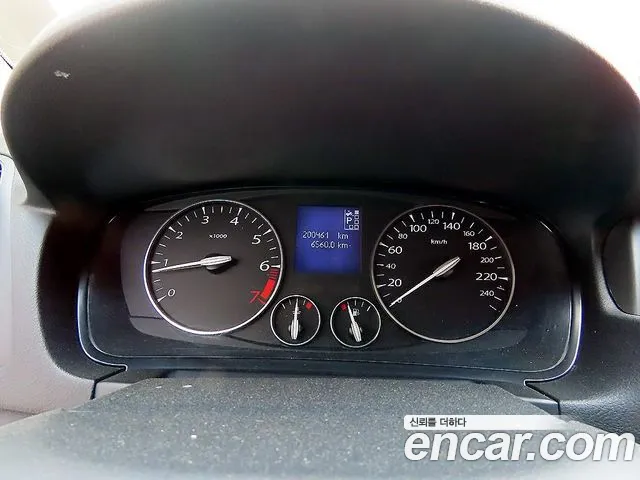 Renault SM5 2011 thumb 9
