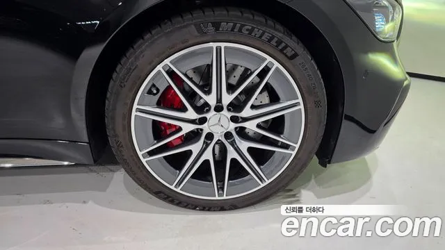 Mercedes-Benz AMG GT 2026 thumb 5