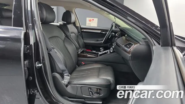 Genesis G90 2019 thumb 11
