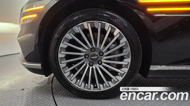 Genesis G80 2022 thumb 4