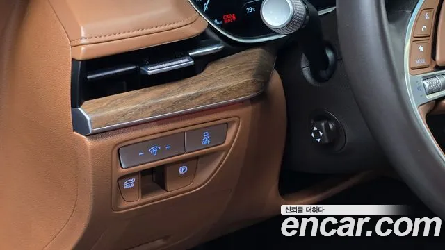 Genesis G80 2022 thumb 12