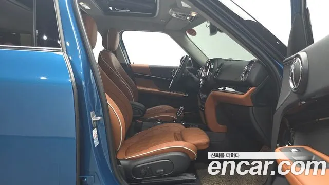 Mini Countryman 2021 thumb 12