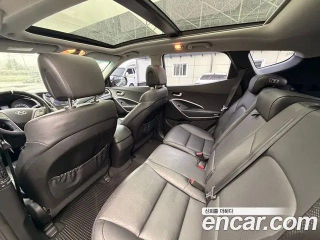 Hyundai Santa Fe 2013 thumb 8