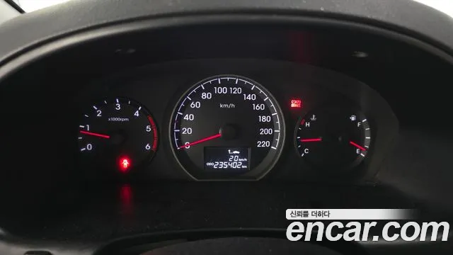 Hyundai Starex 2016 thumb 8