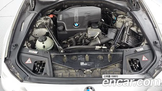 BMW 5 серии 2012 thumb 6