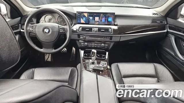 BMW 5 серии 2012 thumb 7