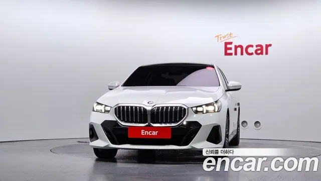 BMW 5 серии 2024 thumb 3