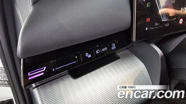 BMW 5 серии 2024 thumb 12