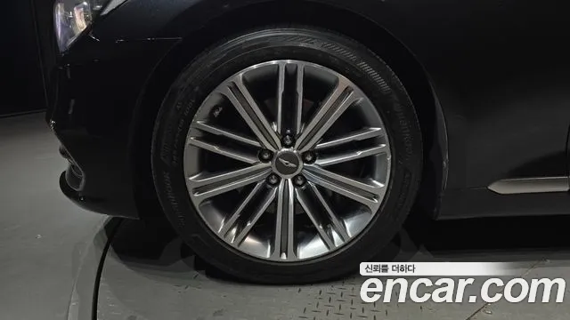 Genesis G80 2018 thumb 5