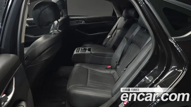 Genesis G80 2018 thumb 12