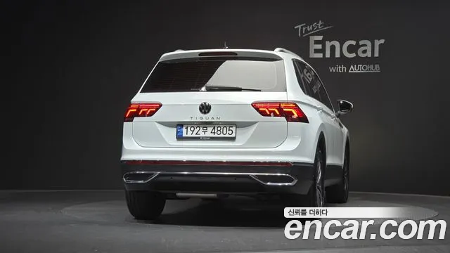 Volkswagen Tiguan 2024 thumb 3