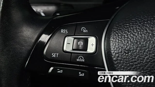 Volkswagen Tiguan 2018 thumb 12