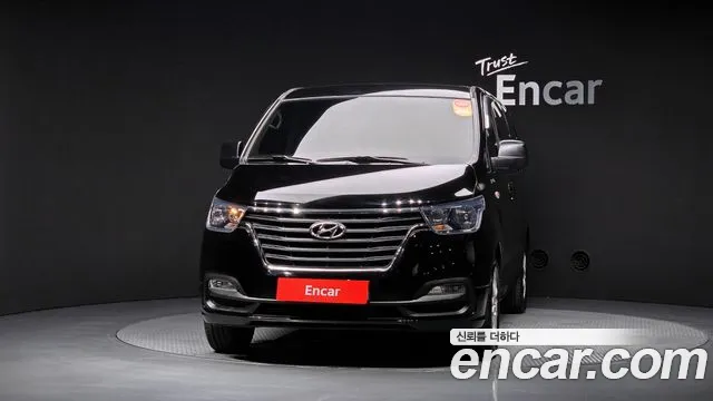 Hyundai Starex 2019 thumb 3