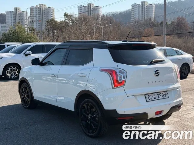 KG_Mobility_Ssangyong TIBOLI 2015 thumb 4