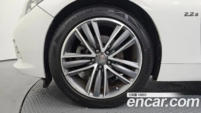 Infiniti Q50 2015 thumb 5