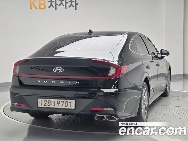 Hyundai Sonata 2022 thumb 3