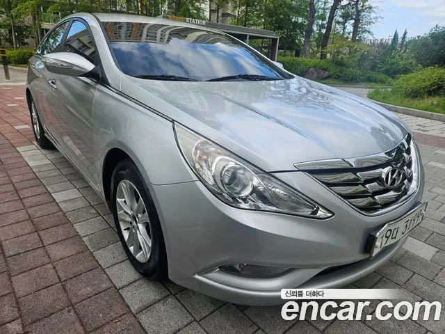 Hyundai Sonata 2009 thumb 3