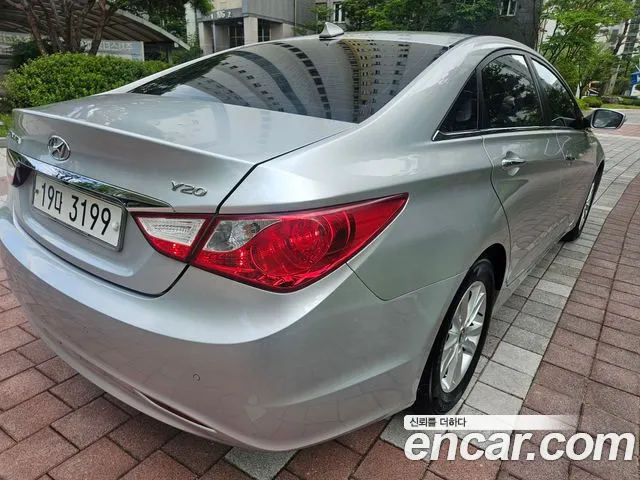 Hyundai Sonata 2009 thumb 4