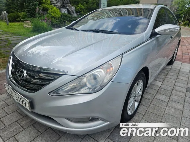 Hyundai Sonata 2009 thumb 12