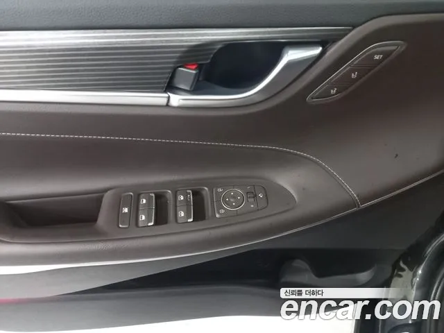 Hyundai Grandeur 2018 thumb 10