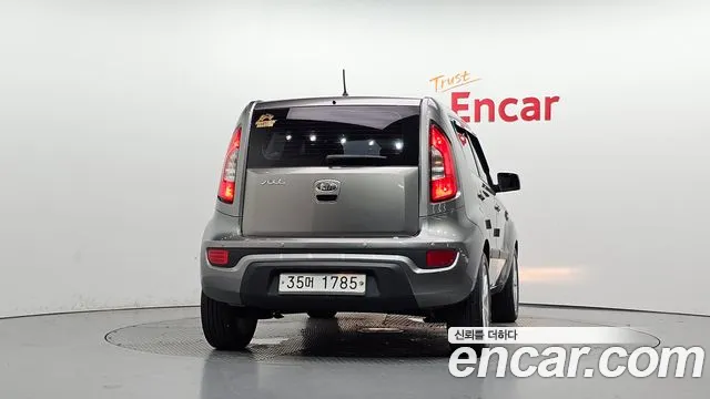 Kia Soul 2012 thumb 4