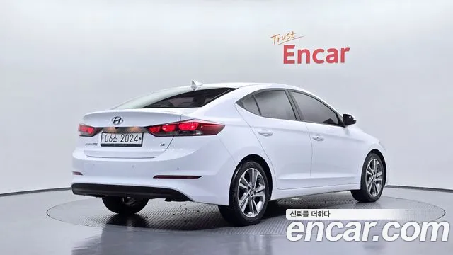 Hyundai Avante 2018 thumb 2